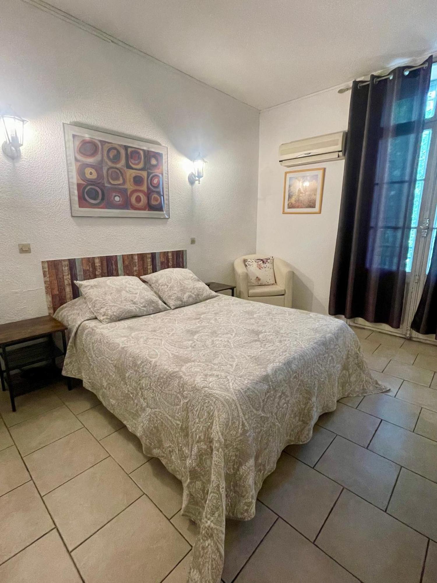 Hotel Alexander Perpignan Exteriör bild